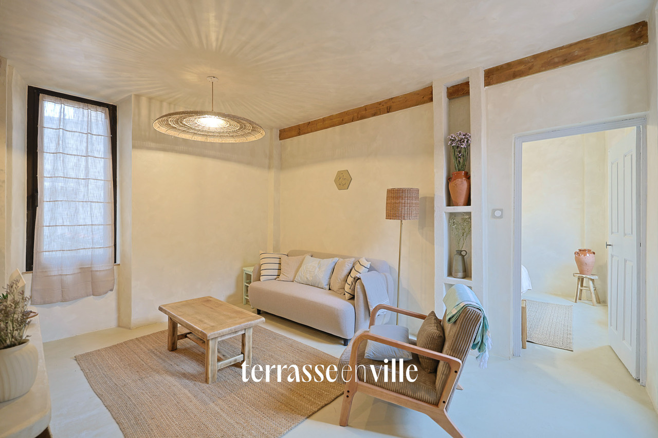 MAISON - T2 - 43 M2 - CENTRE VILLE - HYERES - TERRASSE 249 000 €
