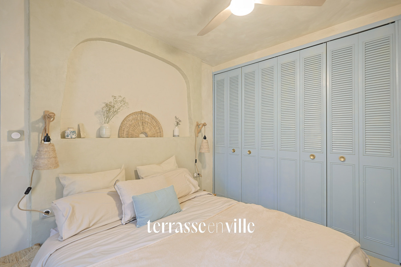 MAISON - T2 - 43 M2 - CENTRE VILLE - HYERES - TERRASSE 249 000 €