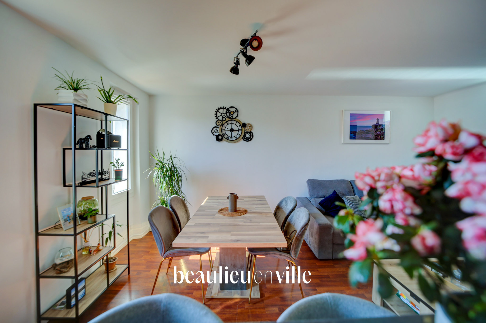 EXCLUSIVITÉ - LA CIOTAT - VIEUX PORT - APPARTEMENT T3 - CALME - SANS VIS A VIS