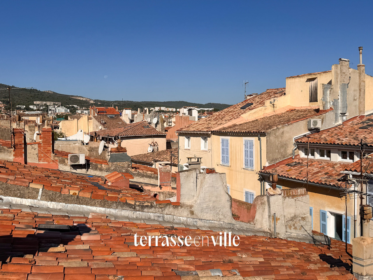 T2 - 28M2 - DERNIER ETAGE - ROOFTOP VUE MER 40 M2 - 249 000€