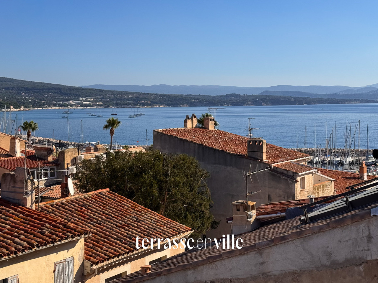 T2 - 28M2 - DERNIER ETAGE - ROOFTOP VUE MER 40 M2 - 249 000€