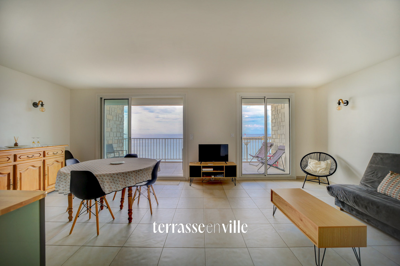 ST CYR-SUR-MER - PROMENADE ROSE - APPARTEMENT 80M2 VUE MER PANORAMIQUE - TERRASSE - GARAGE