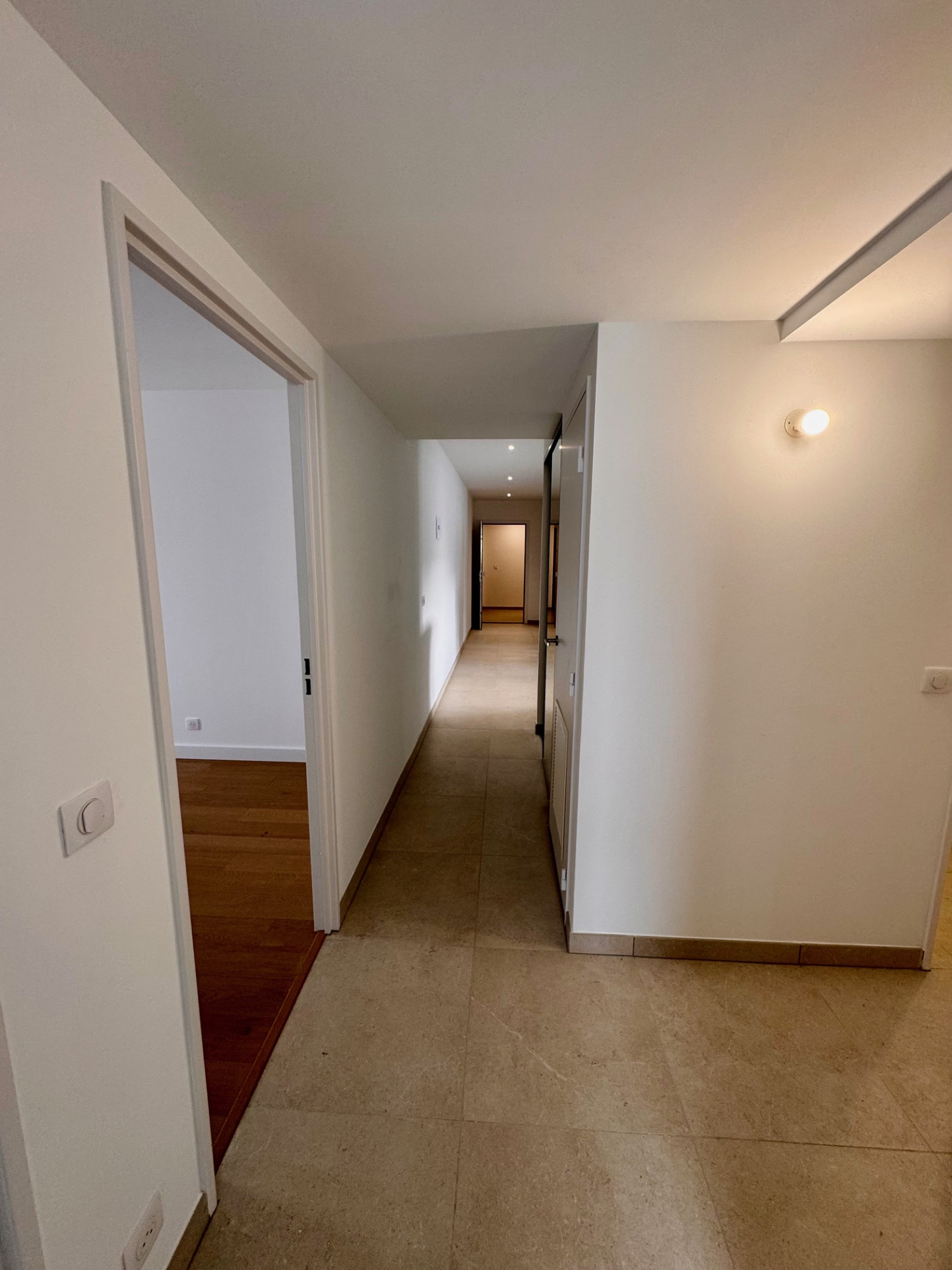MAGNIFIQUE T4 - 109 M2 - TERRASSE VUE MER 161M2 - PLAGE A PIED - 948 000€
