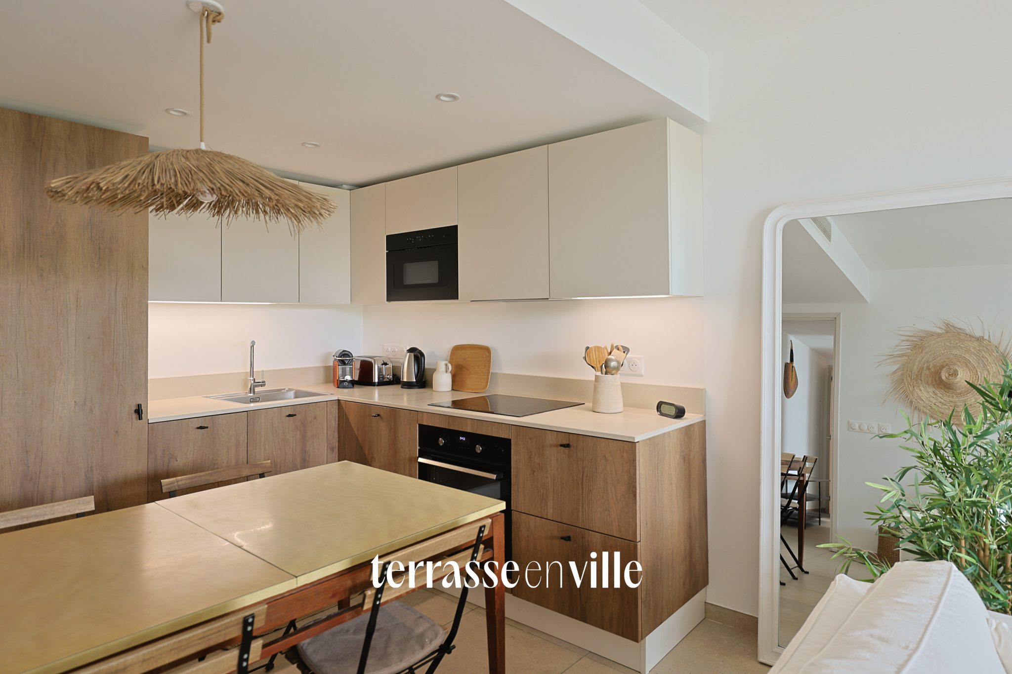 EXCLUSIVITE - Cap Brun, TOULON -  APPARTEMENT T3  avec 145 m2 de jardin - Résidence sécurisée, calme