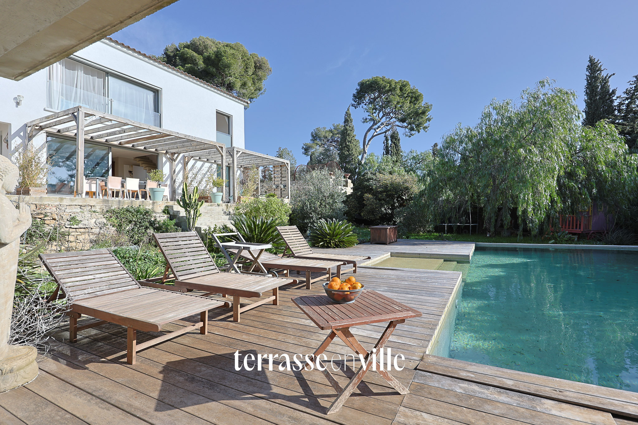 LA CIOTAT - FIGUEROLLES - MAISON FAMILIALE - T6 - 204 M2 + T2 40 M2 - PISCINE - PARCELLE 1041M2 - VUE MER - 1