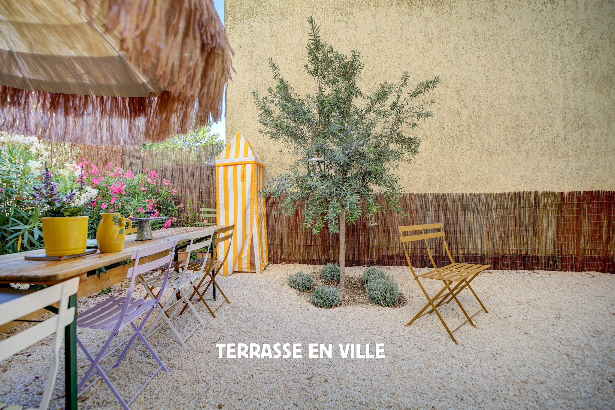 SAINT CYR SUR MER - IMMEUBLE - APPARTEMENT - TERRASSE- COMMERCE - COUR INTÉRIEURE - CAVE VOUTÉE