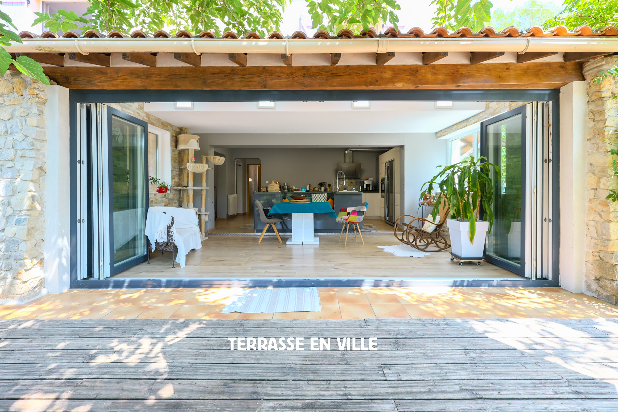 CARNOULES - Maison 8 pièces 230M2 - Cadre campagne