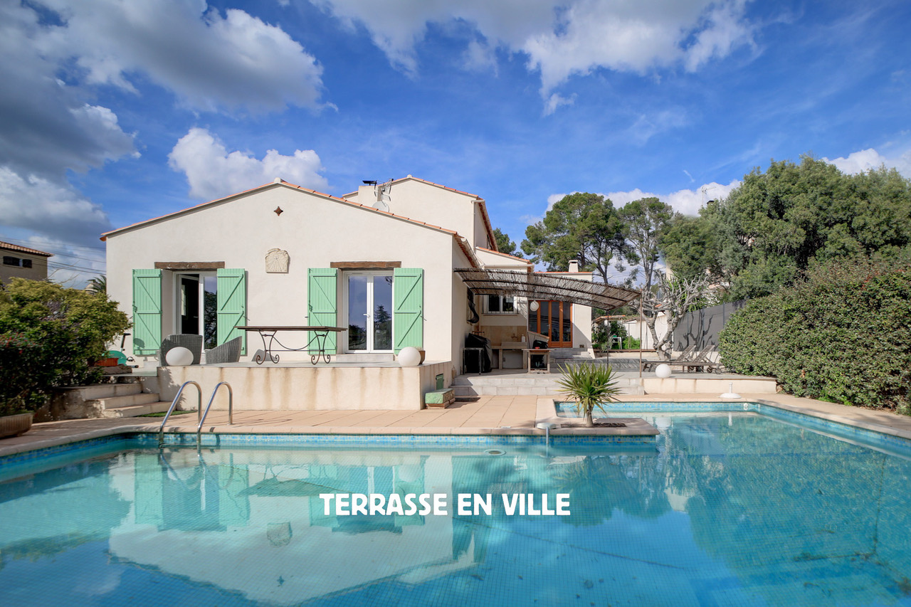 BELLE VILLA RENOVEE 214M2 - QUARTIER FONTSAINTE - T2 INDEPENDANT - PISCINE - 940 000€