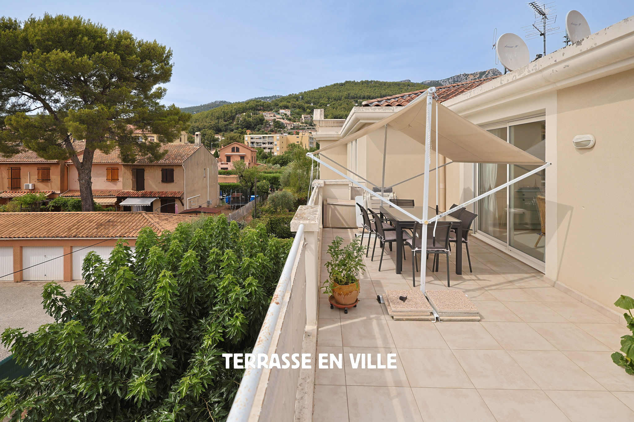 T4 DERNIER ETAGE 90M2 - TERRASSE 38M2