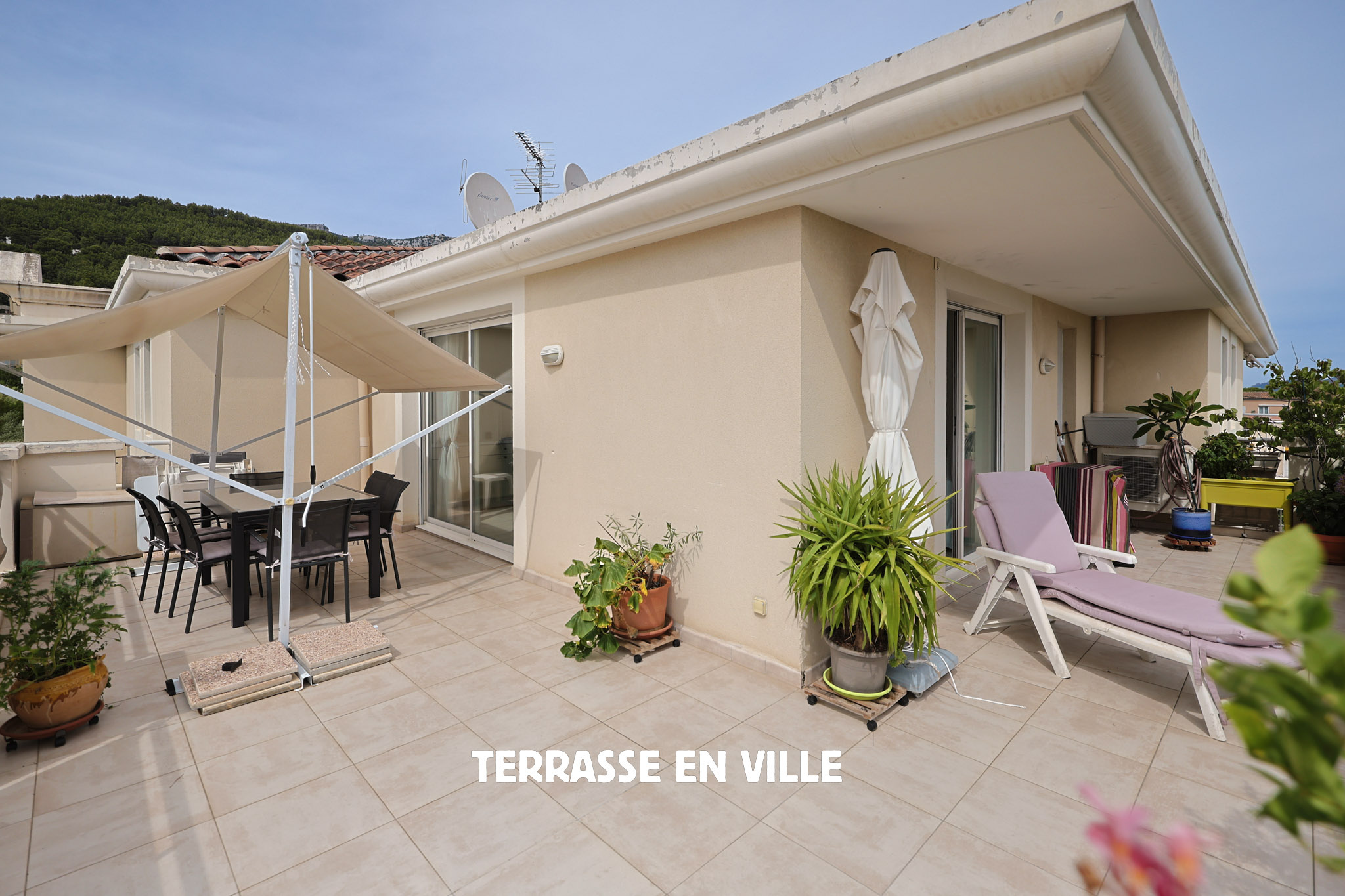T4 DERNIER ETAGE 90M2 - TERRASSE 38M2