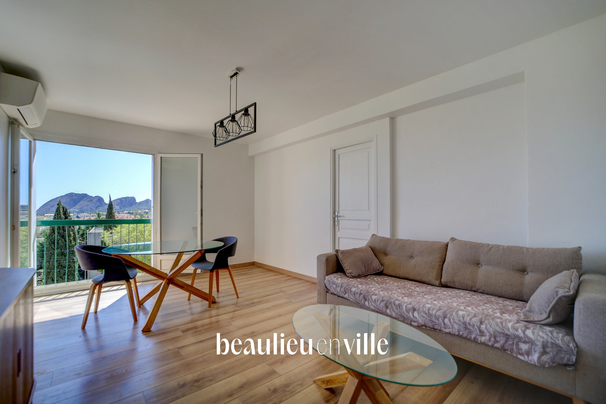 EXCLUSIVITÉ - LA CIOTAT - MALTEMPS - APPARTEMENT T4 - 78m2 - VUE MER - PARKING