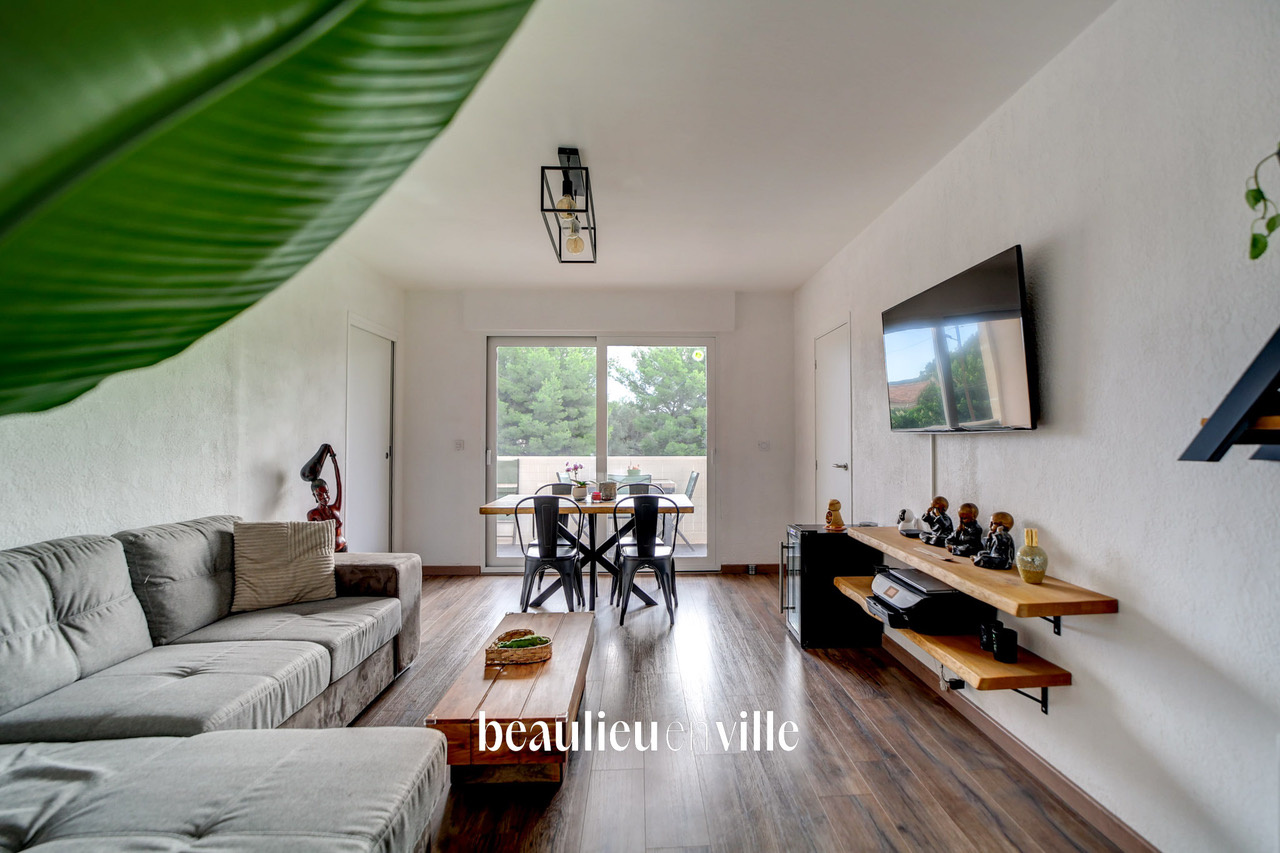 LA CIOTAT - SECTEUR VIREBELLE  - T4 RENOVE - COMMERCES ECOLES A PIED
