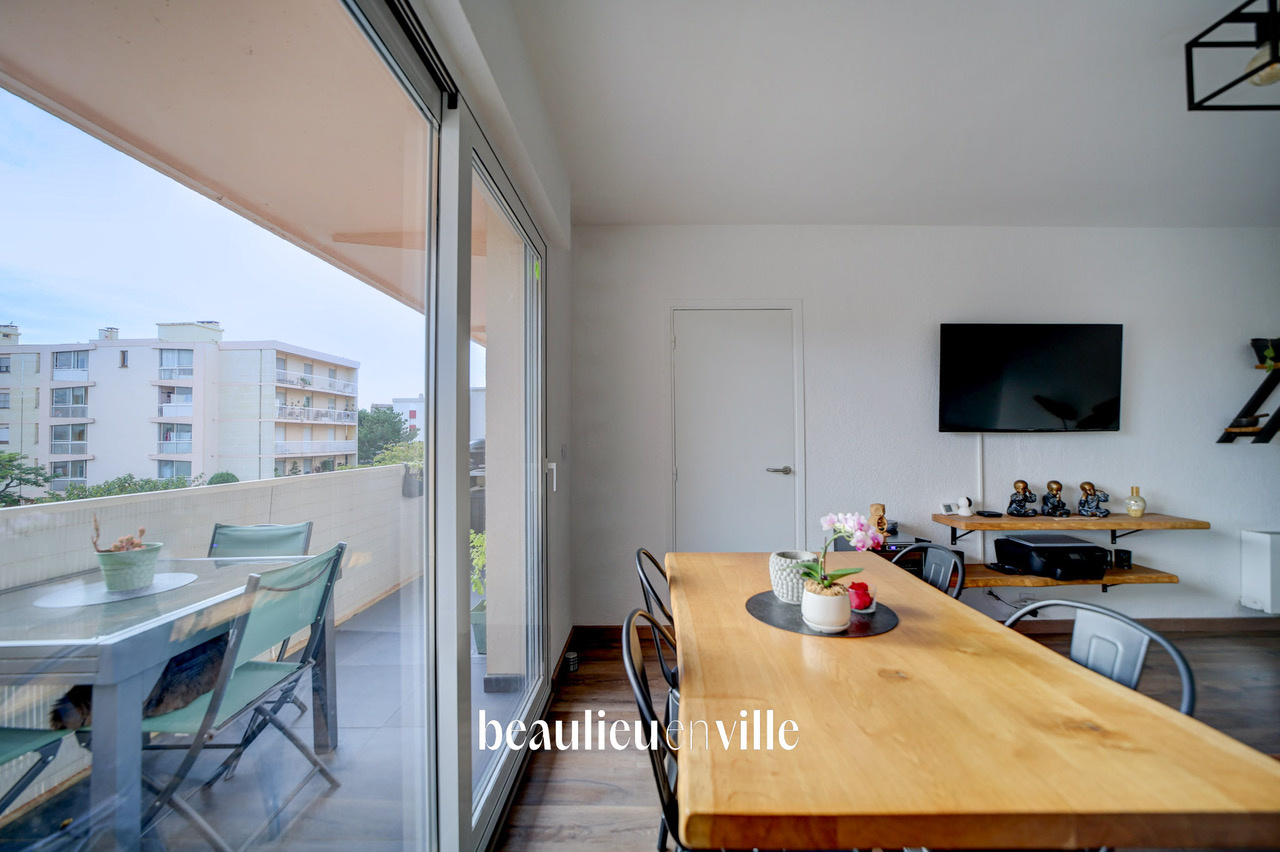 LA CIOTAT - SECTEUR VIREBELLE  - T4 RENOVE - COMMERCES ECOLES A PIED