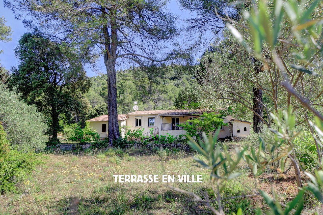 PROPRIETE 1,8HA - MAISON 180M2 - PISCINE - 598 000€