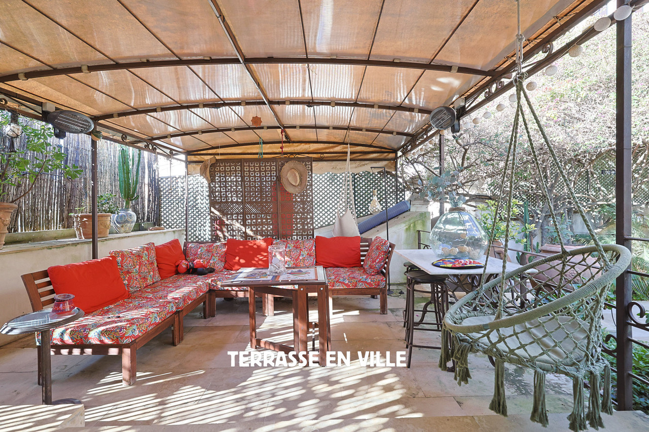 TOULON - MOURILLON - MAISON 1900 - T5 - 140M2 - DOUBLE GARAGE - PISCINE - 1 200 000€