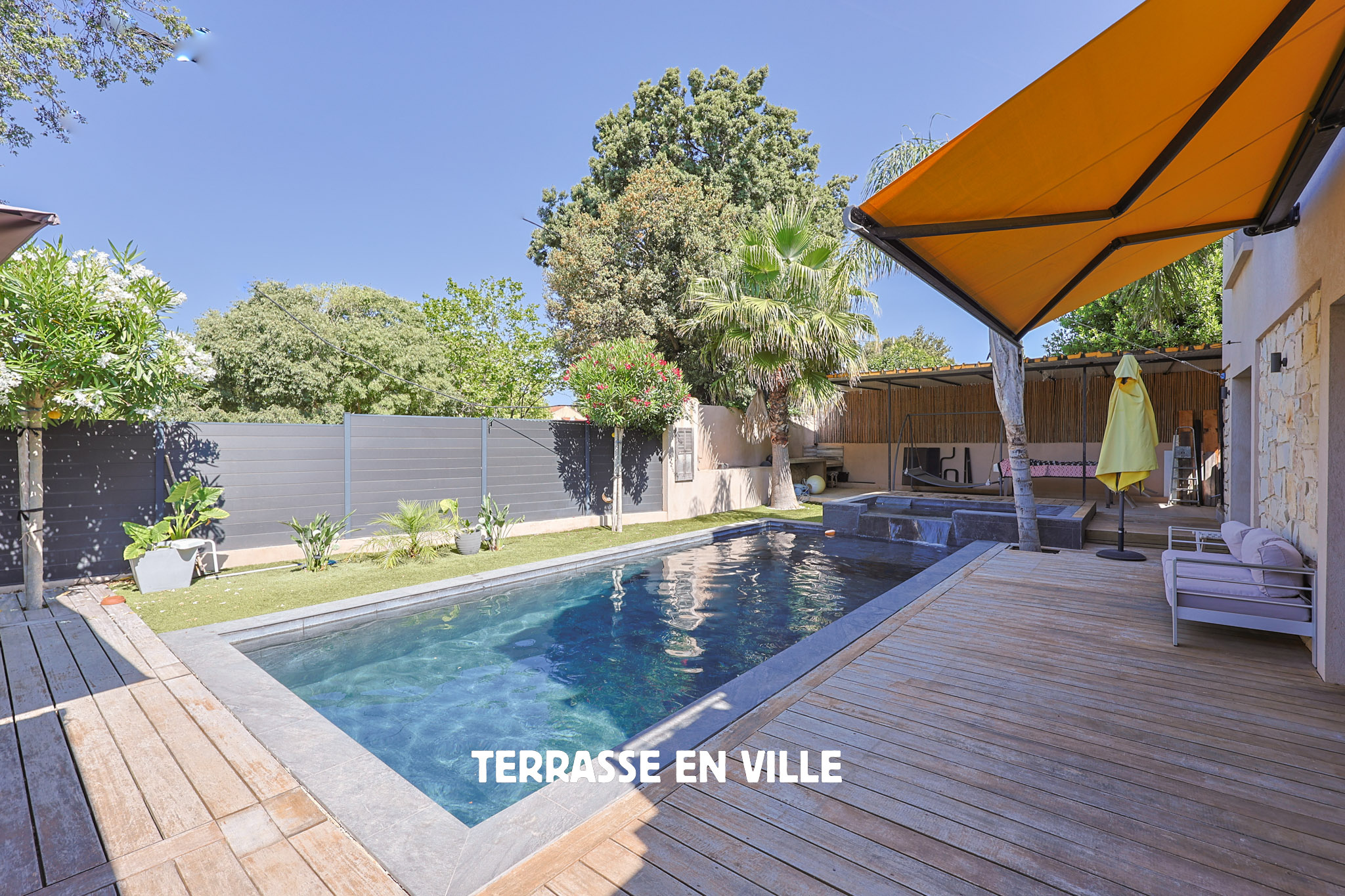 MAISON 218M2 QUARTIER BEAUCOURS