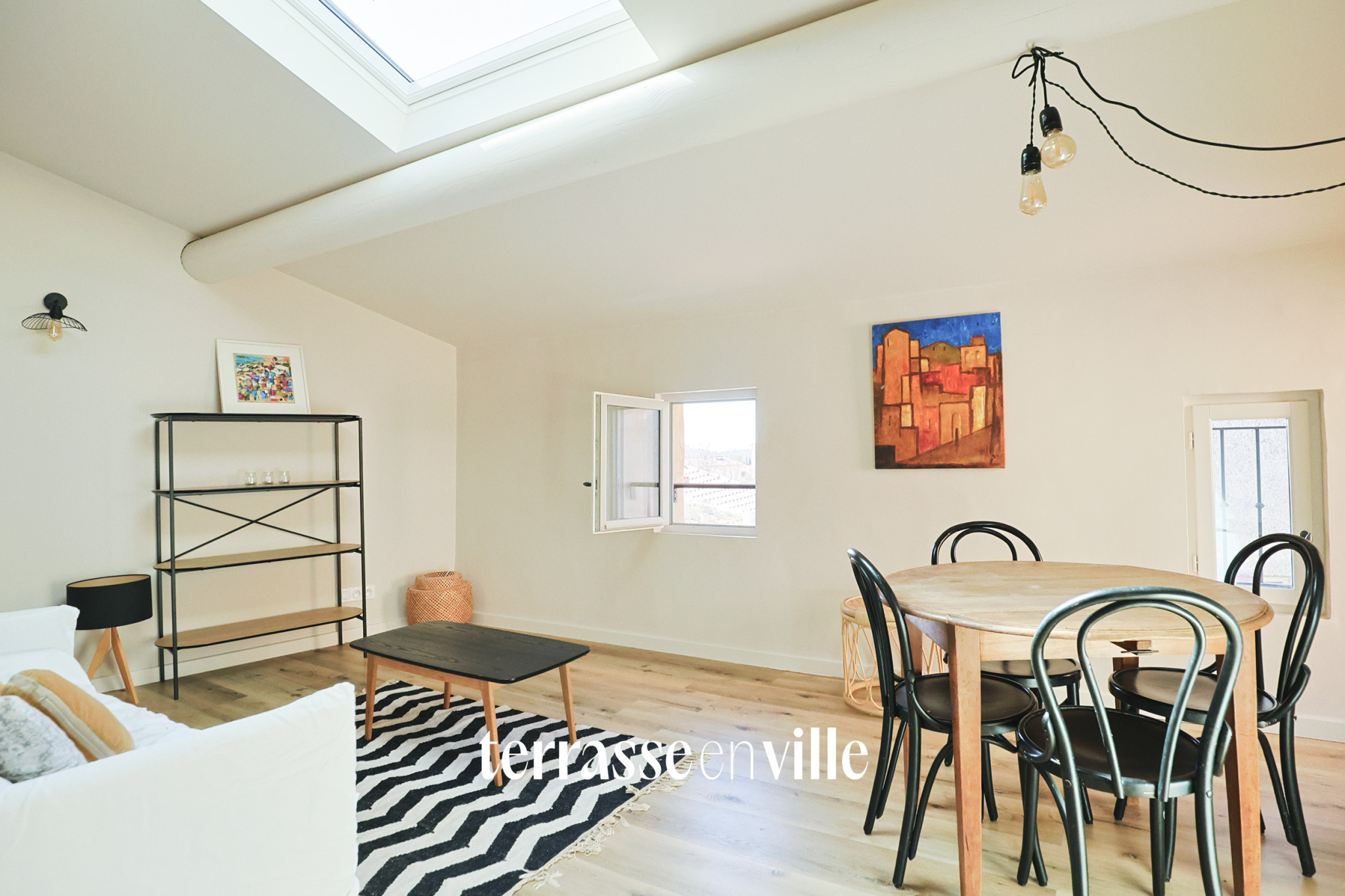 EGUILLES - MAISON DE VILLAGE - T3 TERRASSE - 330 000 €