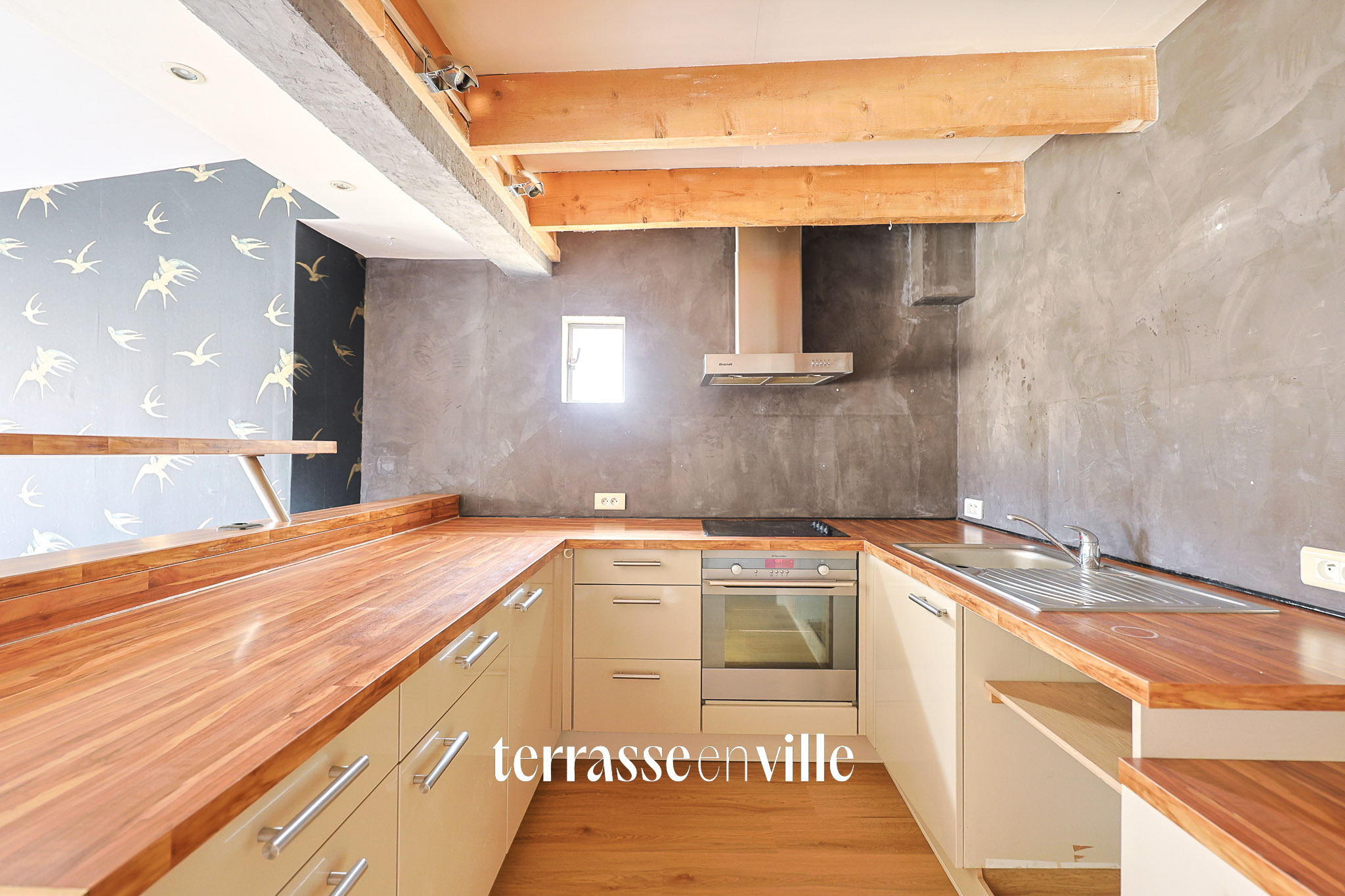 EXCLUSIVITÉ - AIX-EN-PROVENCE - CENTRE VILLE - T3 73 m2 - TERRASSE - 440 000 €