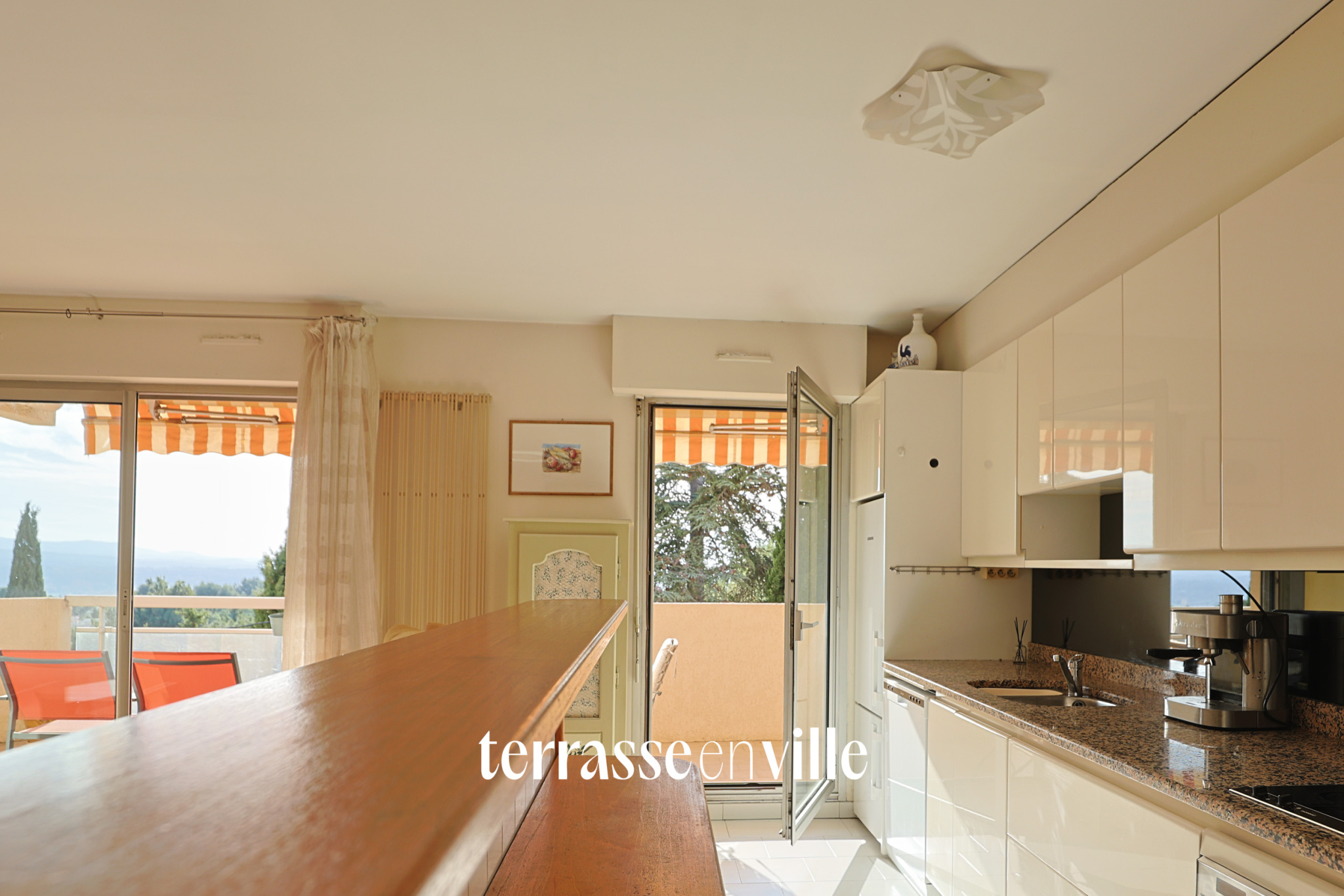 AIX-EN-PROVENCE — QUARTIER BRUNET — T5 — 102 M2 — TERRASSE — 476 000 €