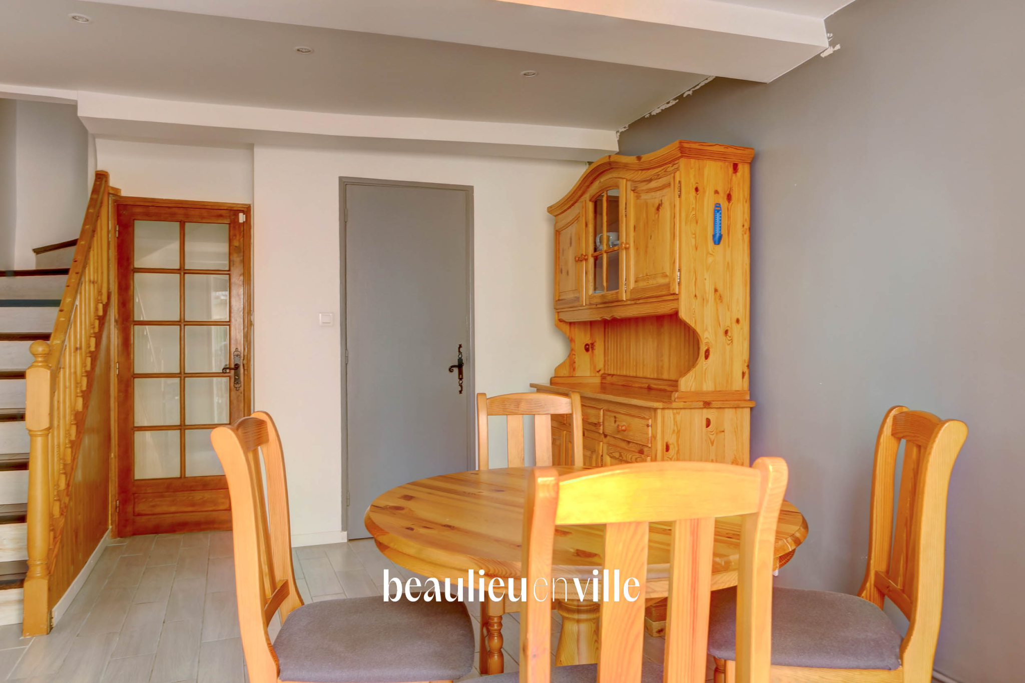 TRETS - MAISON DE VILLAGE - 3 PIÈCES - 84M2 - 210 000€