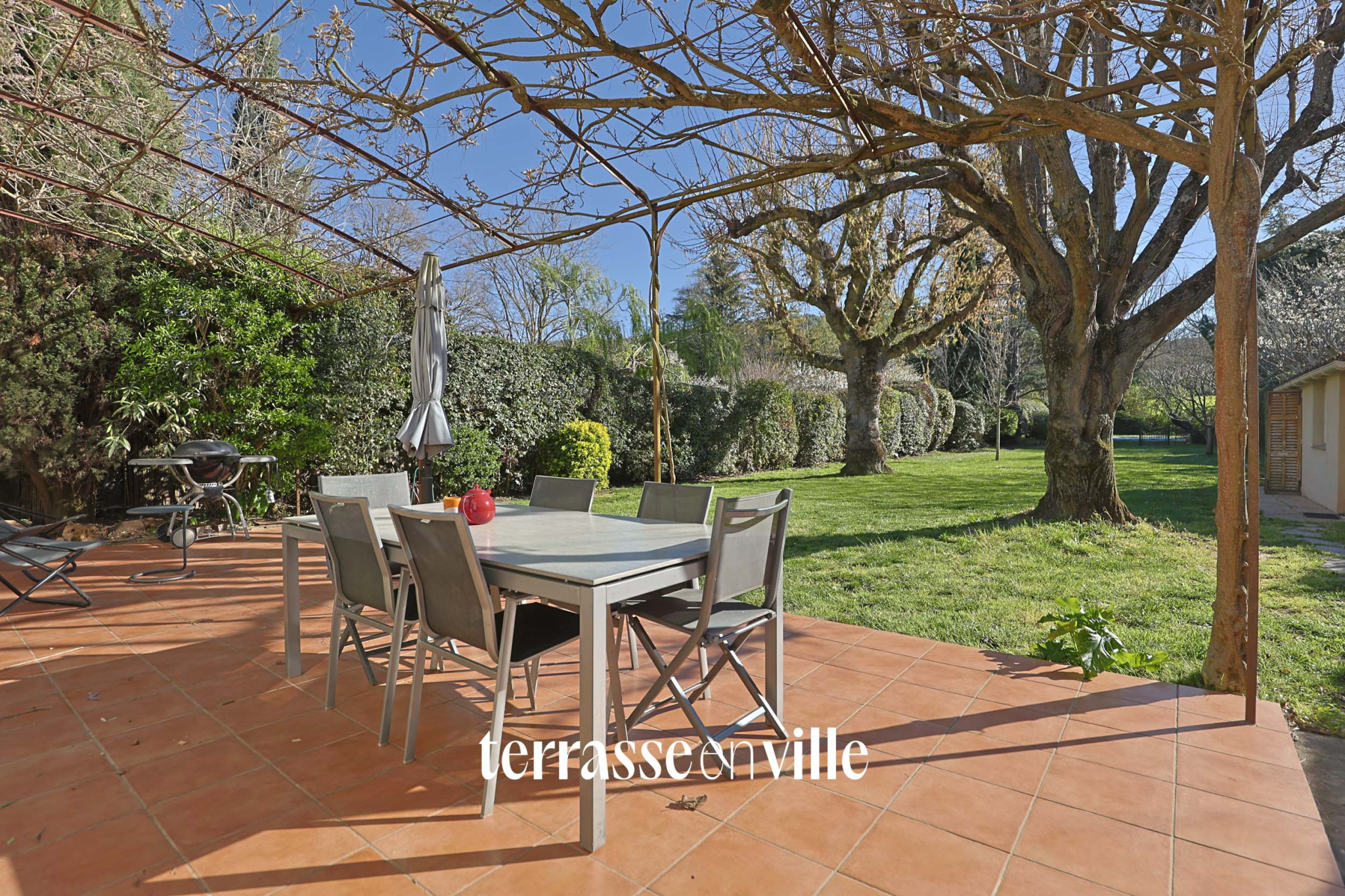 AIX-EN-PROVENCE - MAISON - 180 M2 - PISCINE - 985 000 €