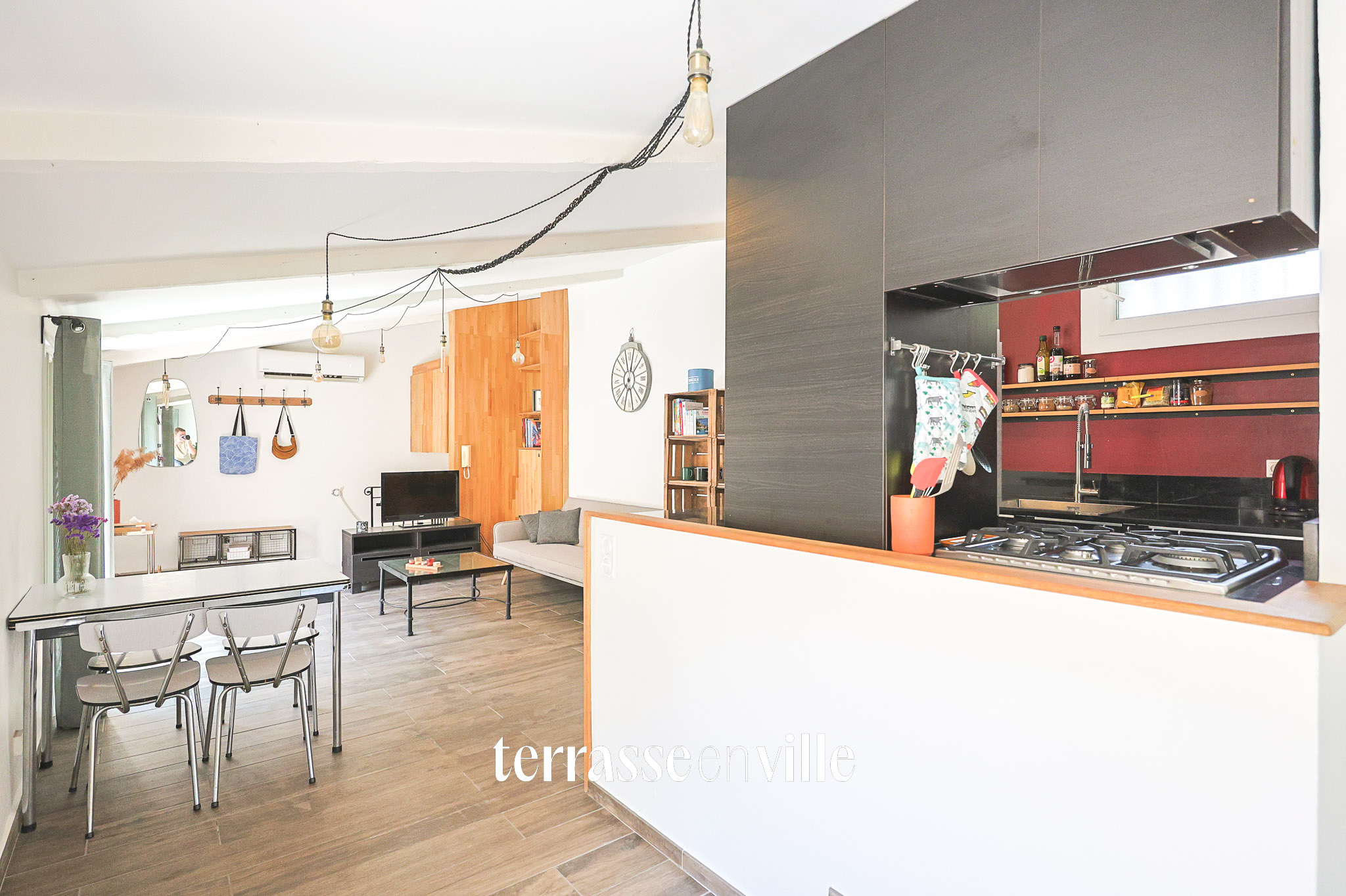 AIX EN PROVENCE - CENTRE VILLE - T2 52M2 - TERRASSE 25M2 - 390 000€